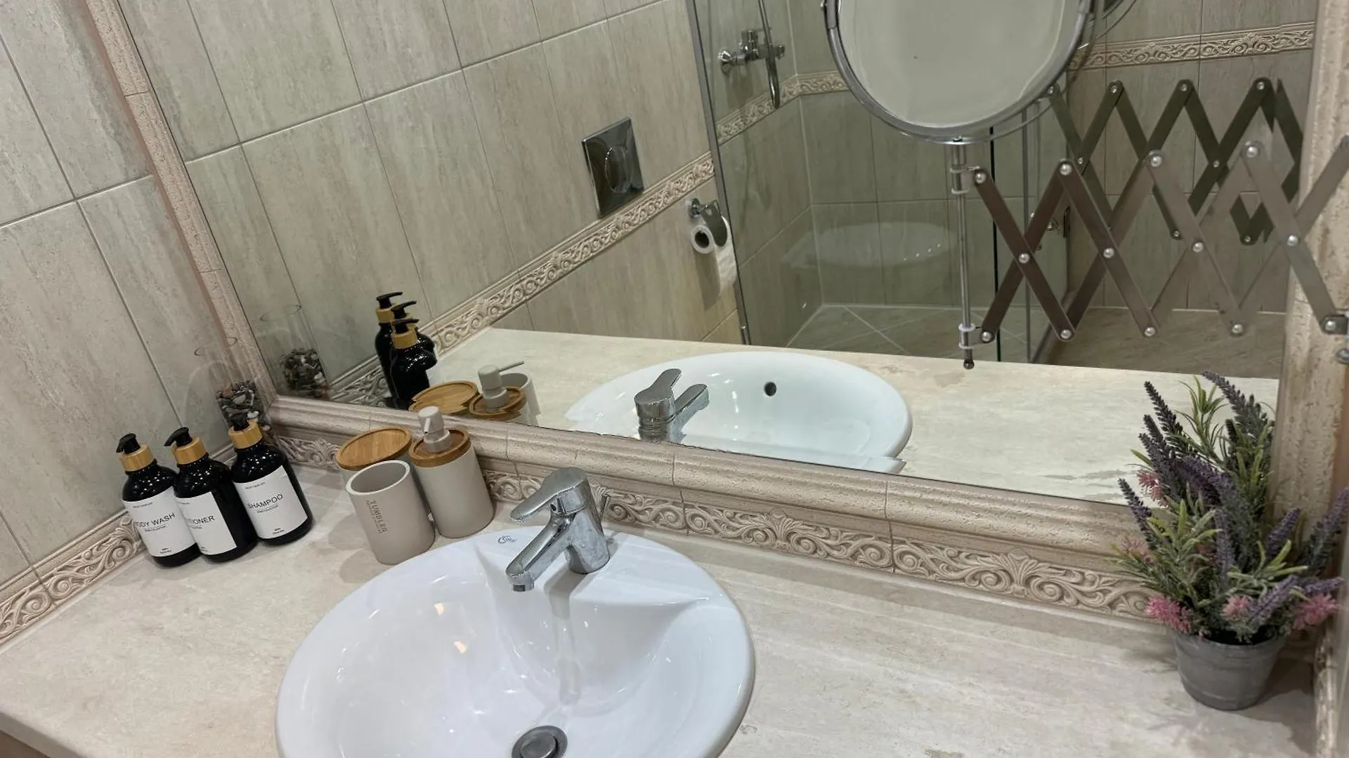 Apartment Elizi Summer House In Varna South Bay Beach